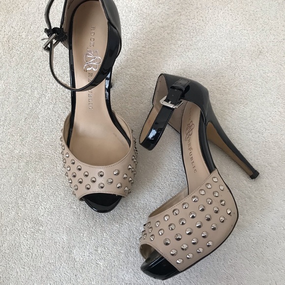 Rock & Republic Black and Beige Studded 4.5” Heel Peep Toe Mary Janes, 6.5 - Picture 1 of 8